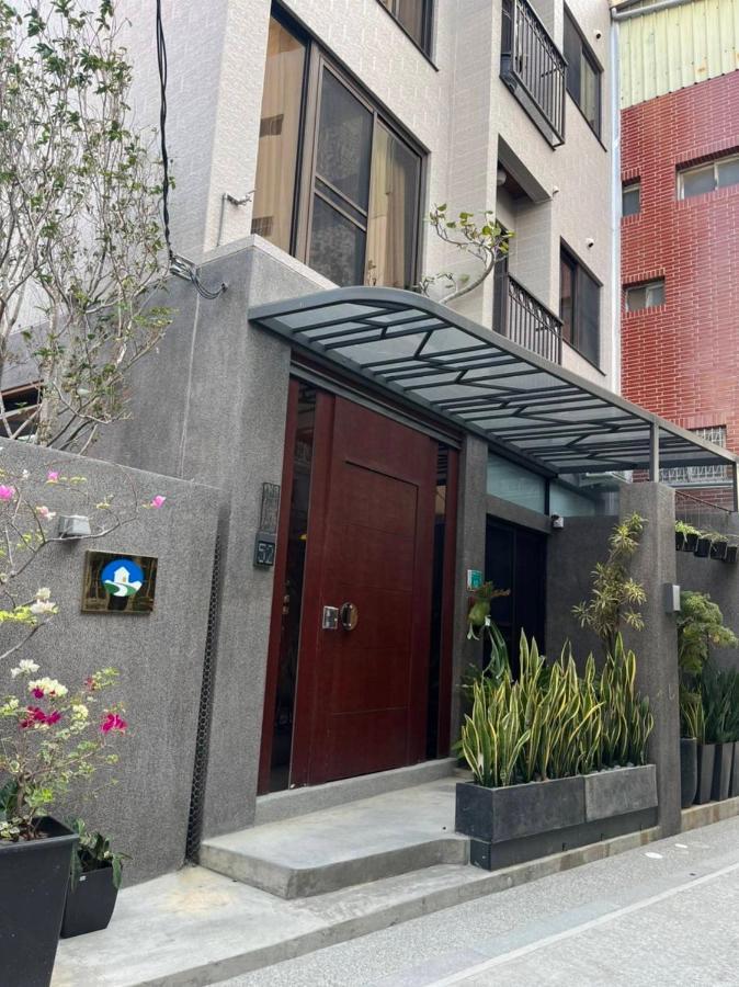 מלון טאינאן Fu'S House 52 מראה חיצוני תמונה